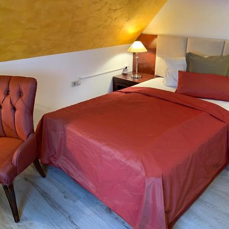 Boutique Hotel Goldene Henne Wolfsburg Luaran gambar