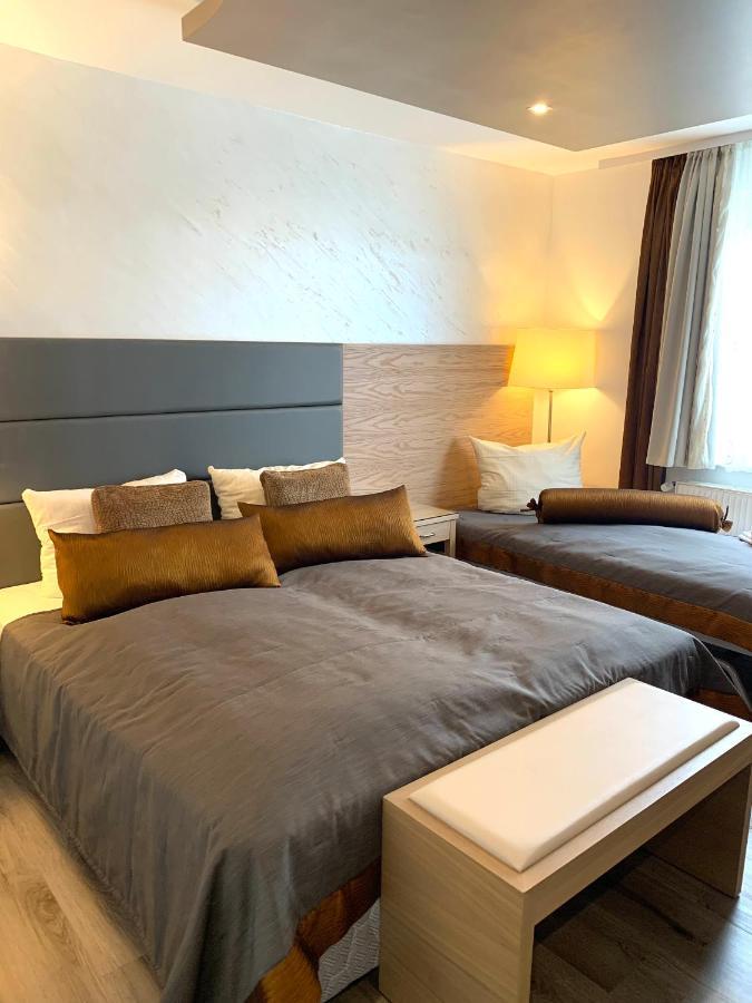 Boutique Hotel Goldene Henne Wolfsburg Luaran gambar